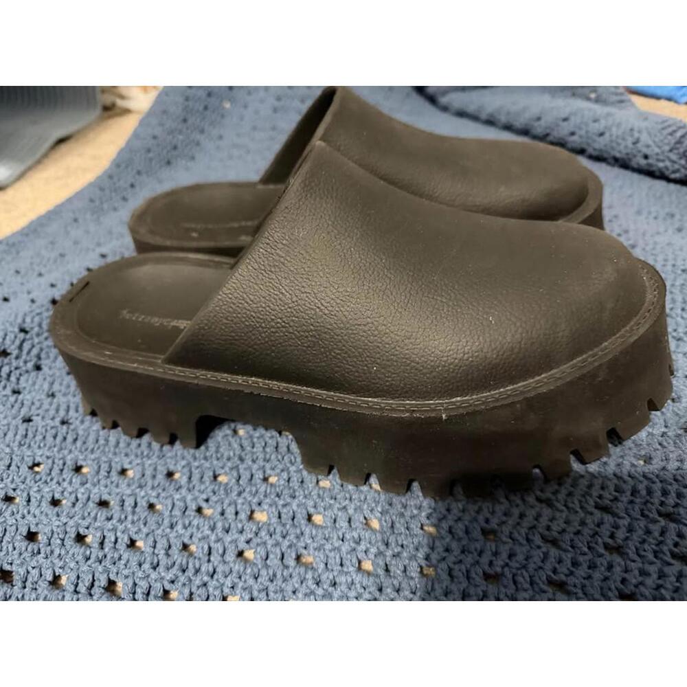Jeffrey Campbell Clog